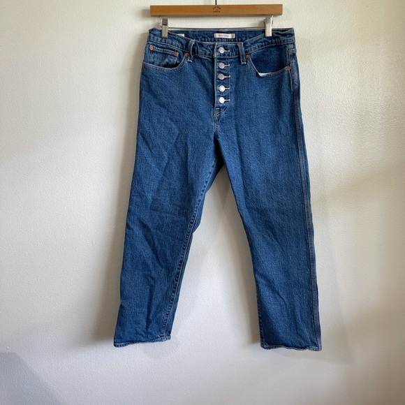 Levi's Denim - Levi’s wedgie high rise straight jeans size 31